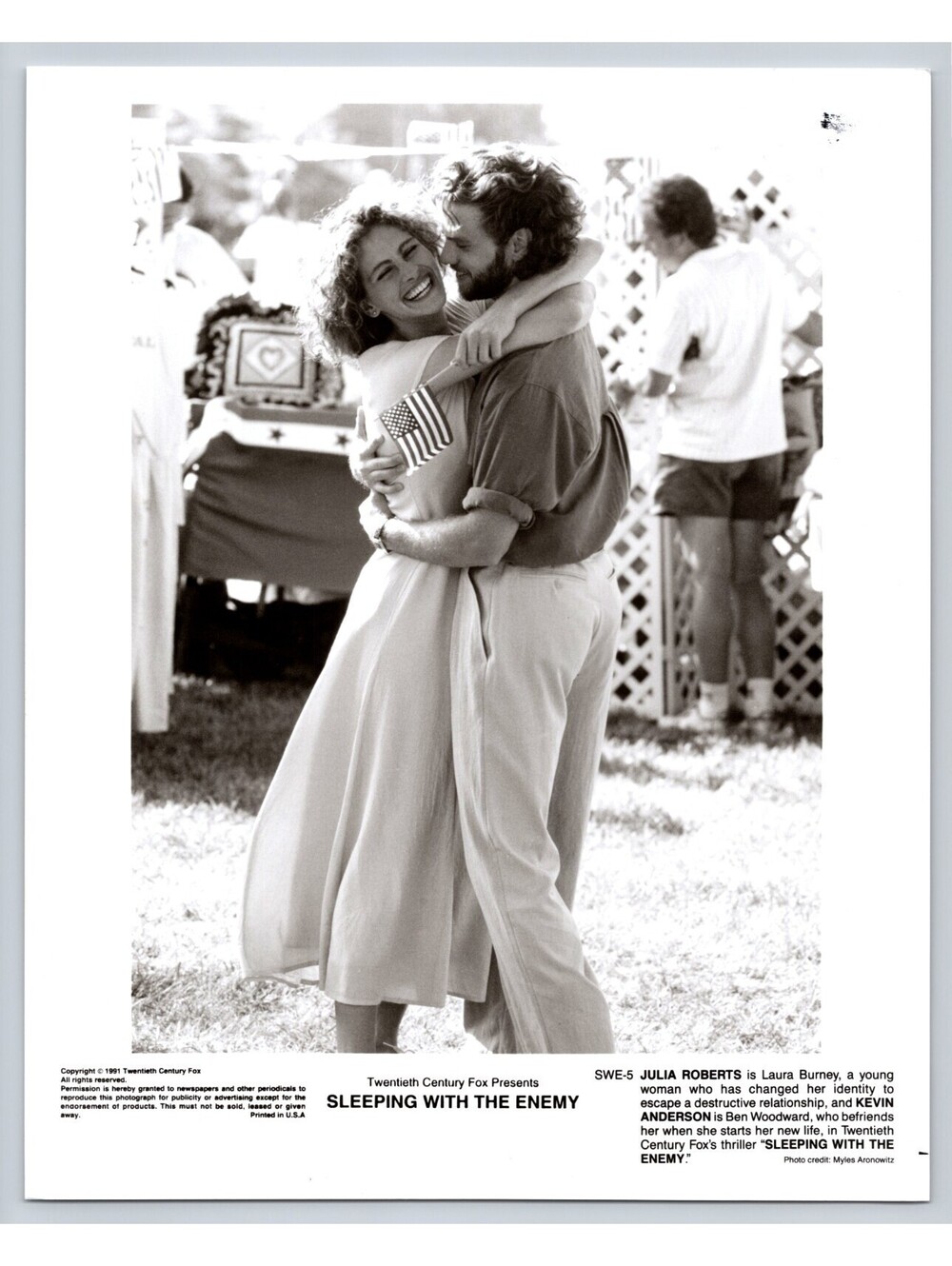 Sleeping With The Enemy Movie Photo Julia Roberts Photo 8 x 10 Photograph